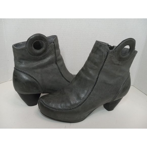 Miz Mooz 36 Grey Elf Ankle NWOT Leather Zip Classic Casual Going Out Boho Boots - Picture 2 of 6